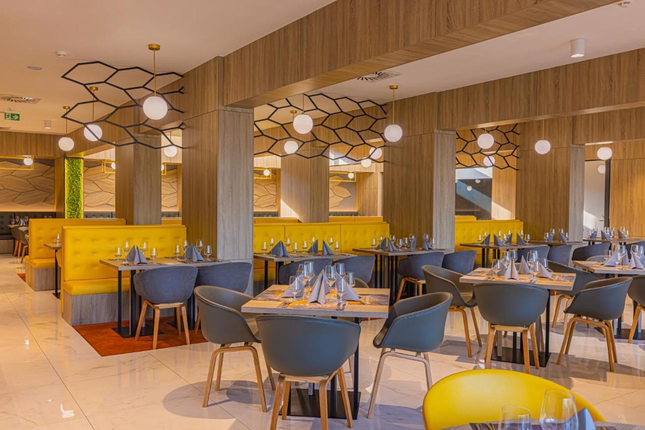 מטרפורד Avar Hotel מראה חיצוני תמונה