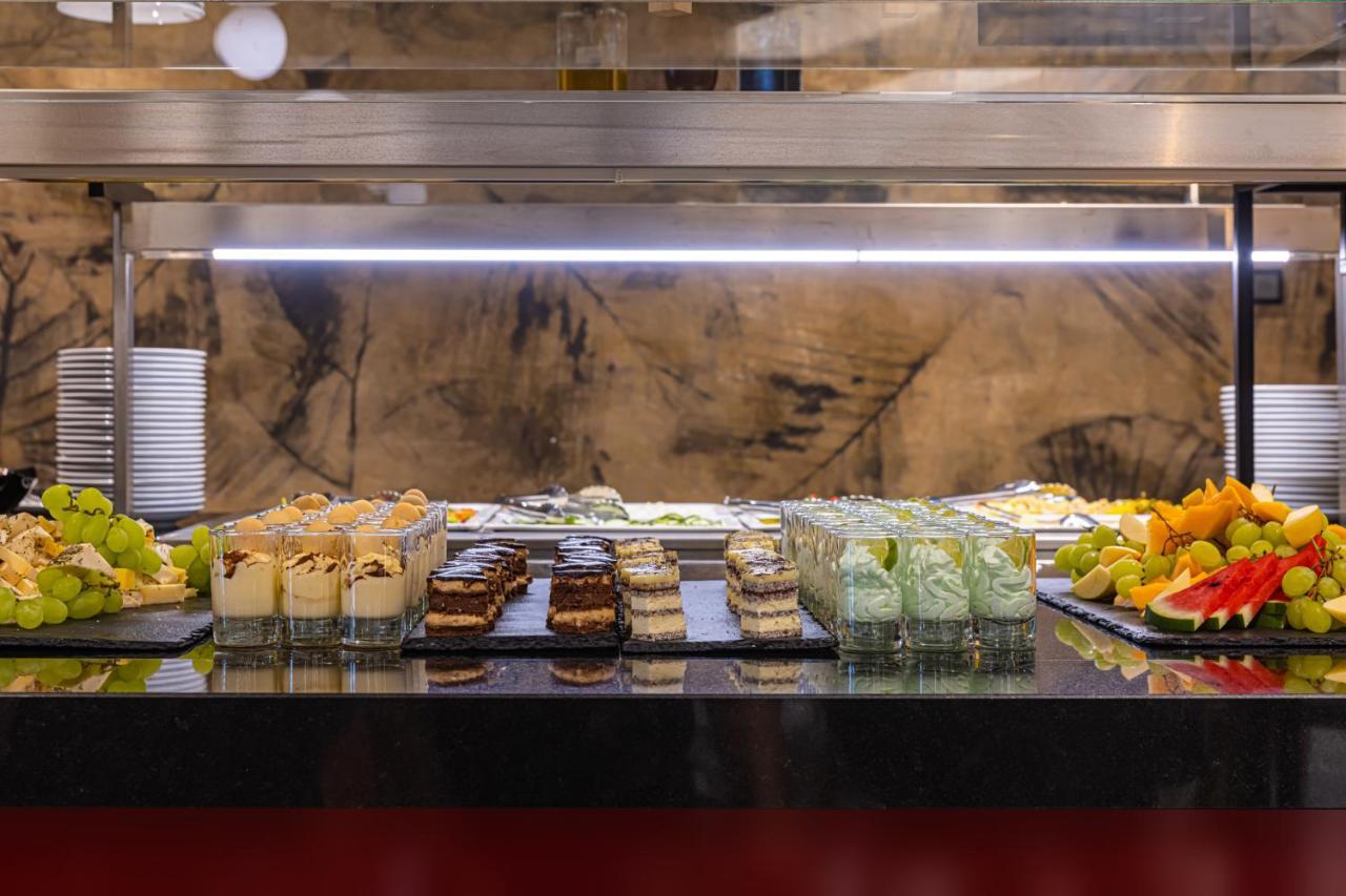 מטרפורד Avar Hotel מראה חיצוני תמונה