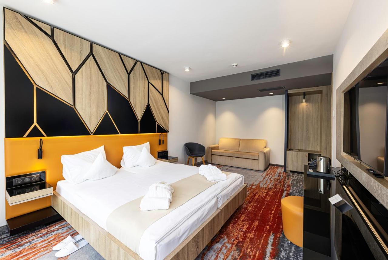 מטרפורד Avar Hotel מראה חיצוני תמונה