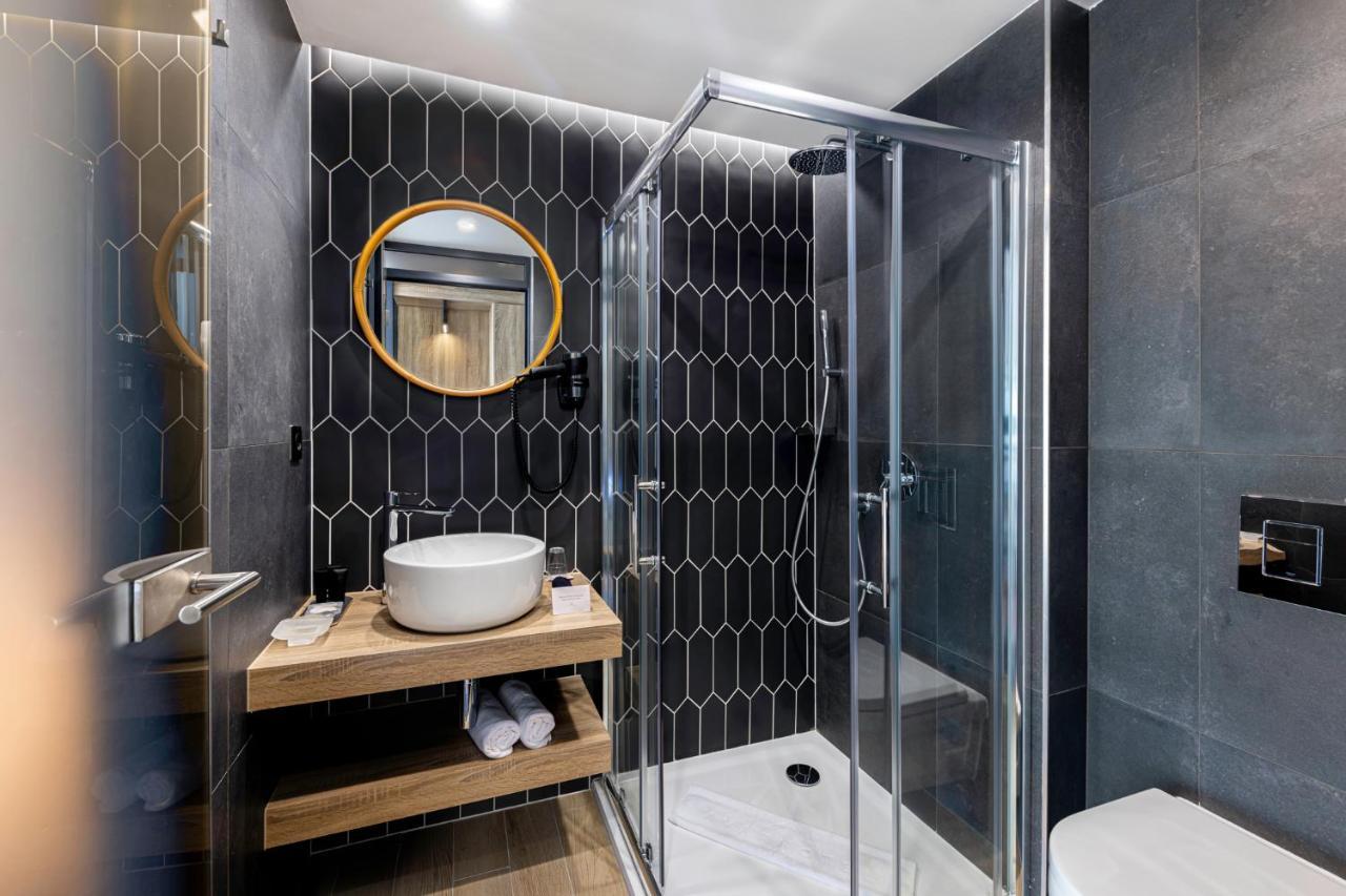 מטרפורד Avar Hotel מראה חיצוני תמונה