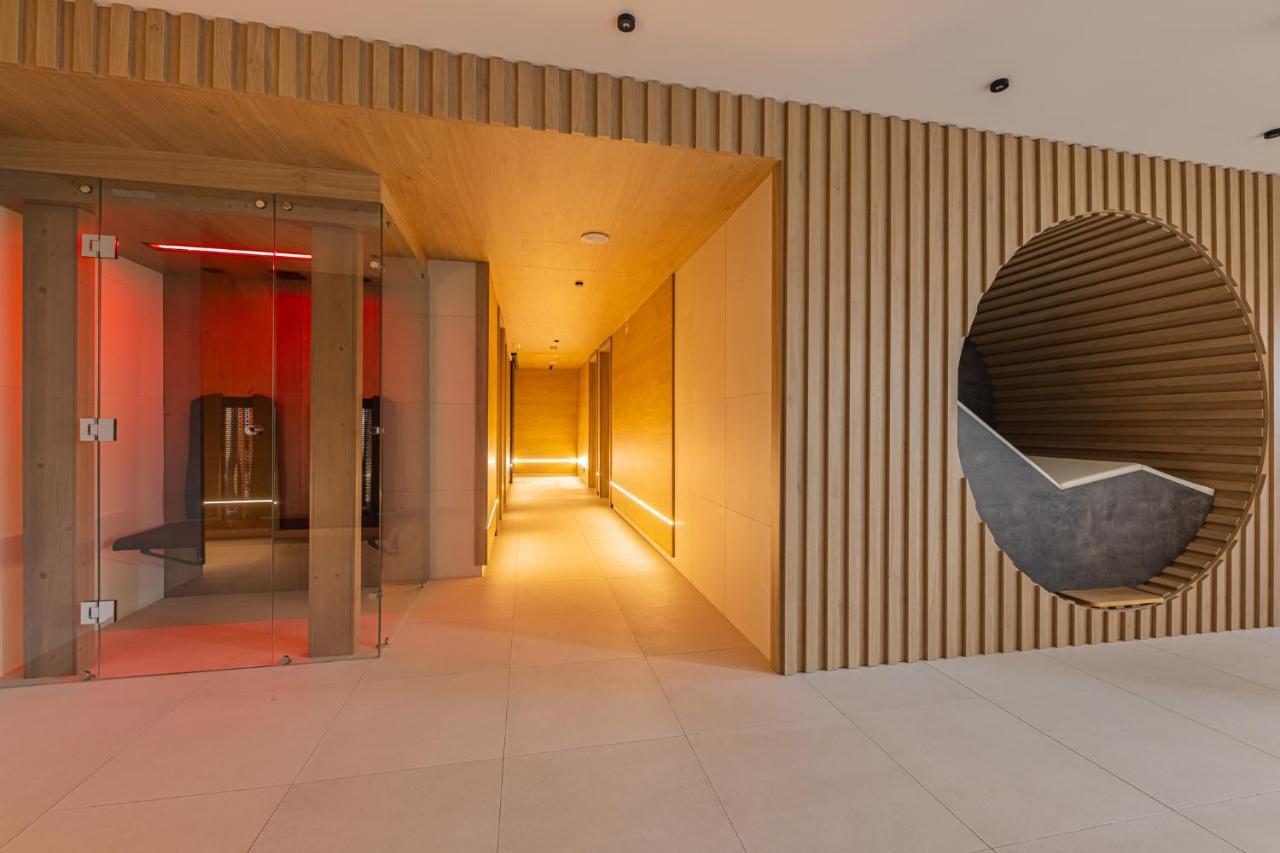 מטרפורד Avar Hotel מראה חיצוני תמונה