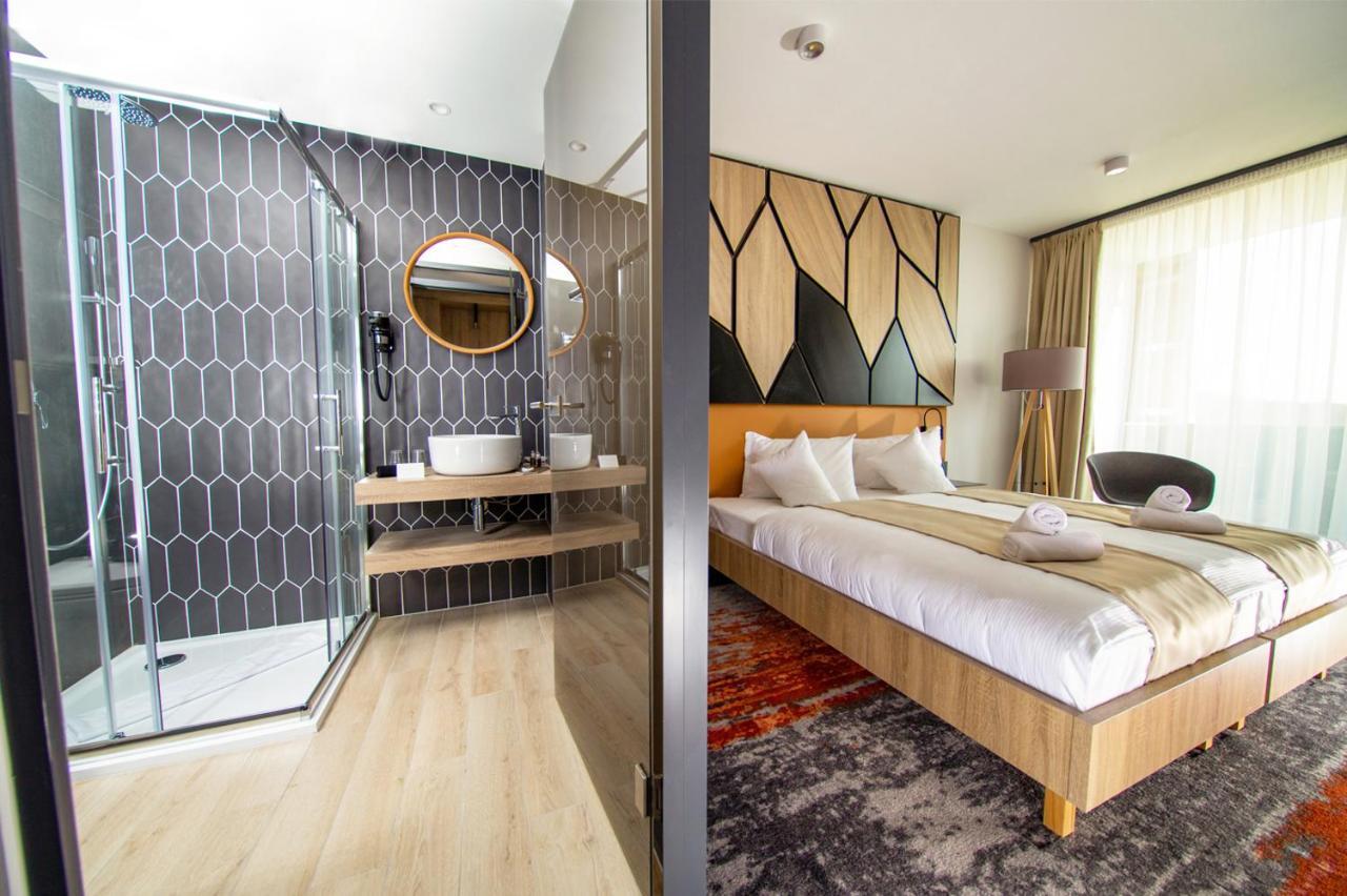 מטרפורד Avar Hotel מראה חיצוני תמונה