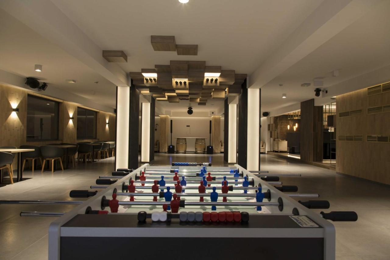 מטרפורד Avar Hotel מראה חיצוני תמונה